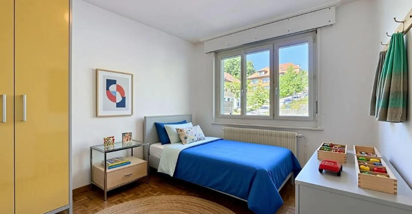 Appartamento di 4.5 locali con veranda e terrazza nel centro di Romont - Foto 3 di 7