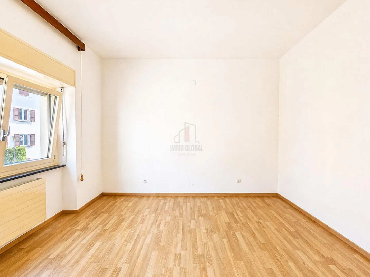 Einladende und helle Drei-Zimmer-Wohnung in der Nähe des Zentrums - Foto 4 von 8