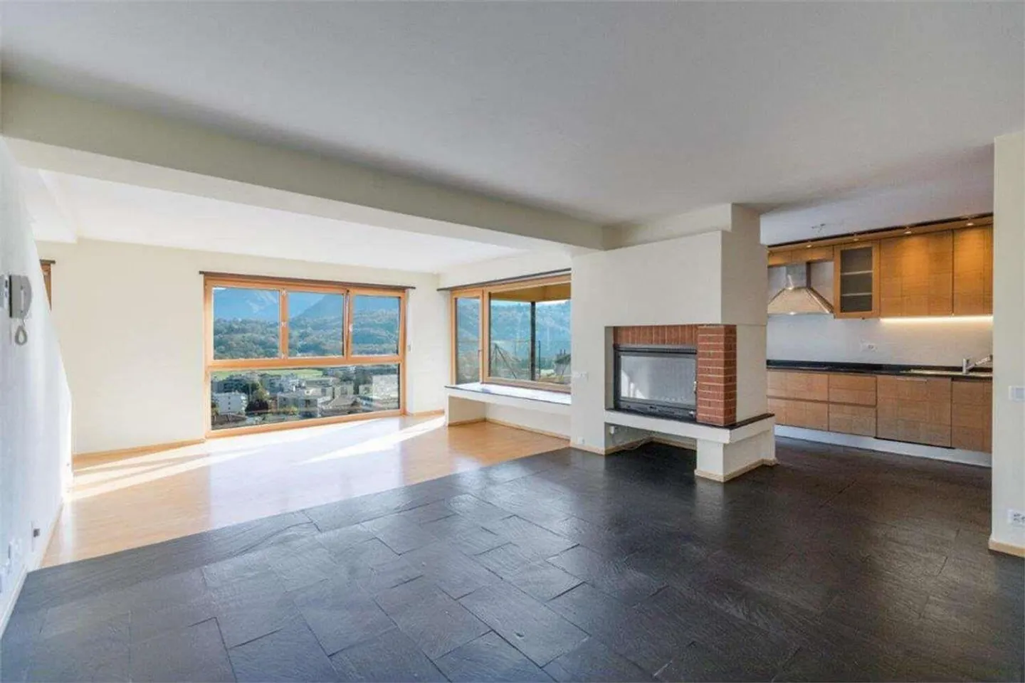 Exclusive Single-Family Home with Lake View - Photo 6 of 13