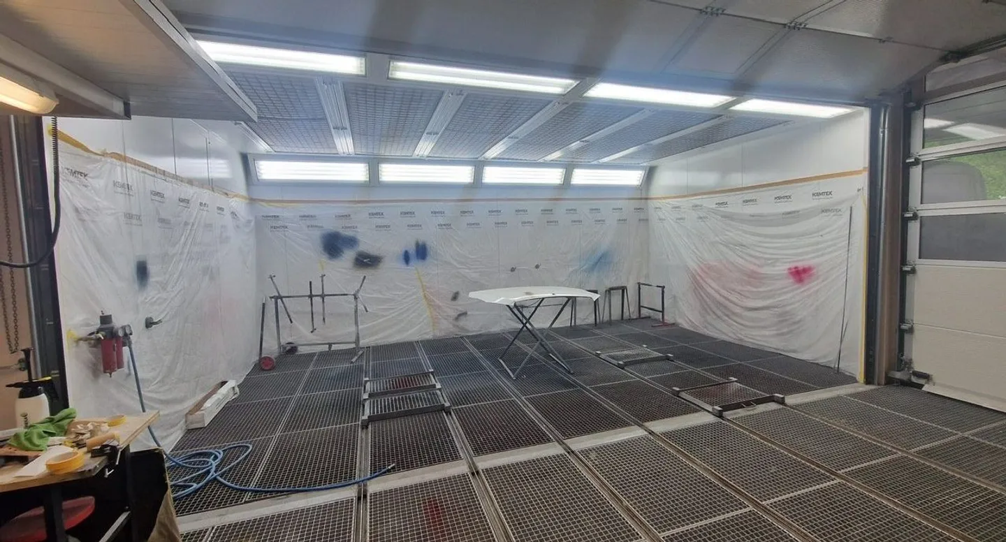 Auto Malerei- Spritz- Lackier- Werk Modulare Räume die clevere Lösung flexible Räumlichkeiten- 200m2 - Foto 8 von 21