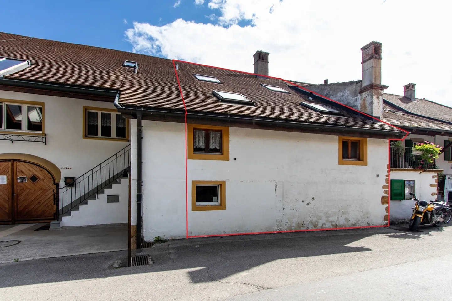 4.5-Zi.-Duplexwohnung mit Weinkeller Tradition trifft Potenzial - Foto 2 von 13