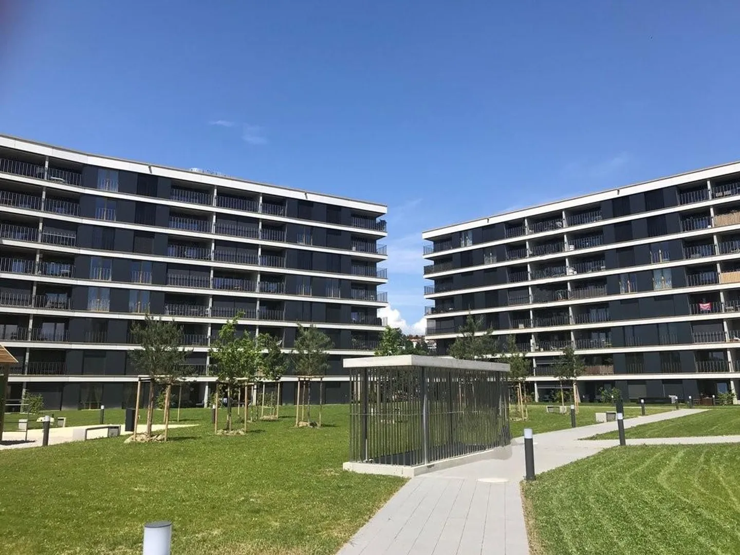 Cherchez-vous un logement moderne proche des axes routiers ? - Foto 1 di 5