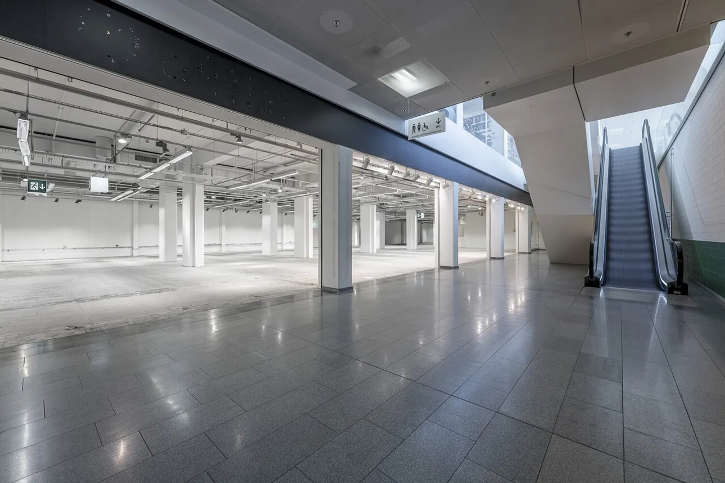 GREENHOUSE Dietlikon: Spazio commerciale di alta qualità in posizione privilegiata - Foto 1 di 9