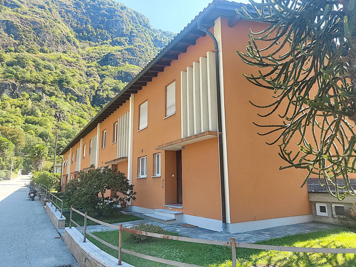 Casa unifamiliare in prima fila a Biasca - Foto 6 di 12