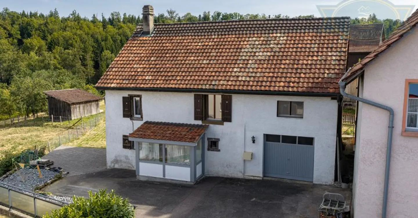 Charming Renovated Family Home - Photo 2 of 12