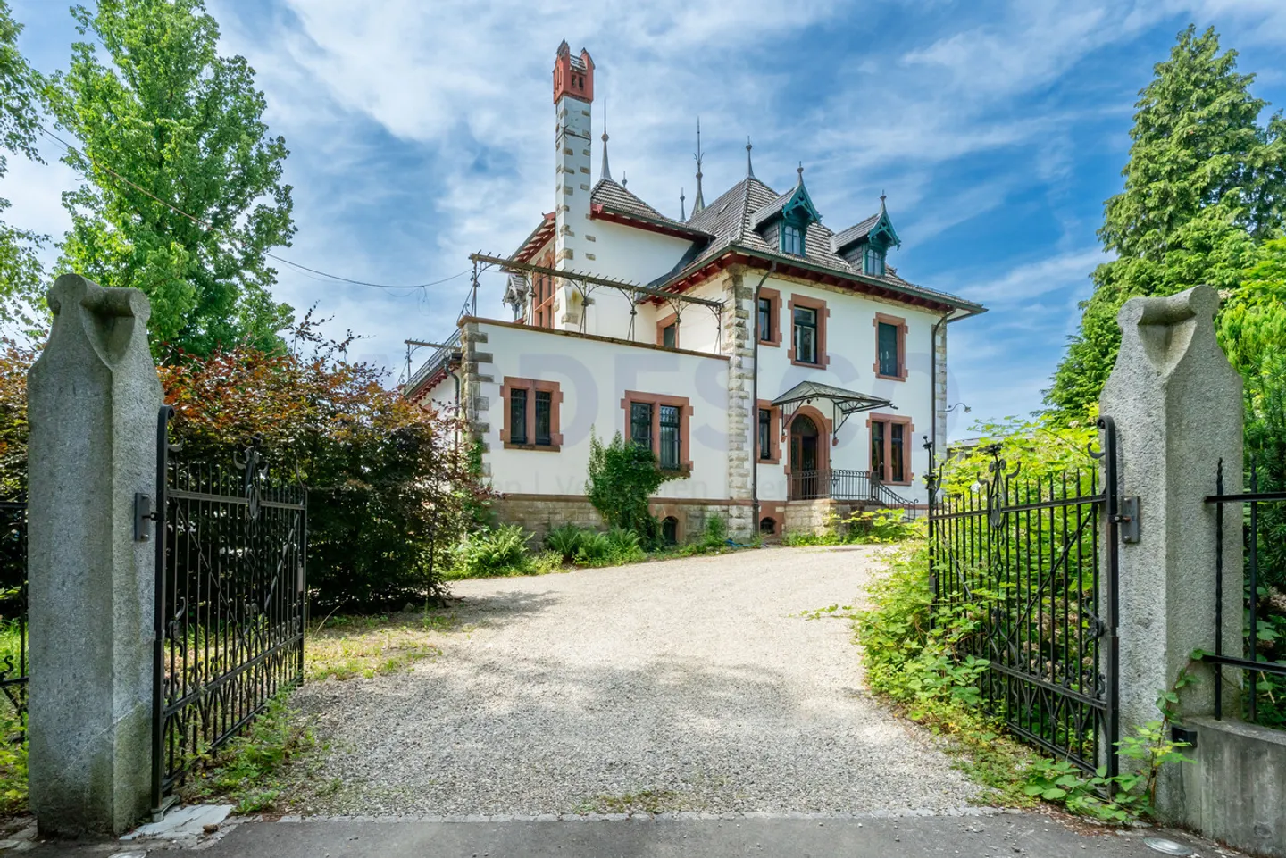 Le domicile représentatif pour votre entreprise ! - Photo 1 sur 15