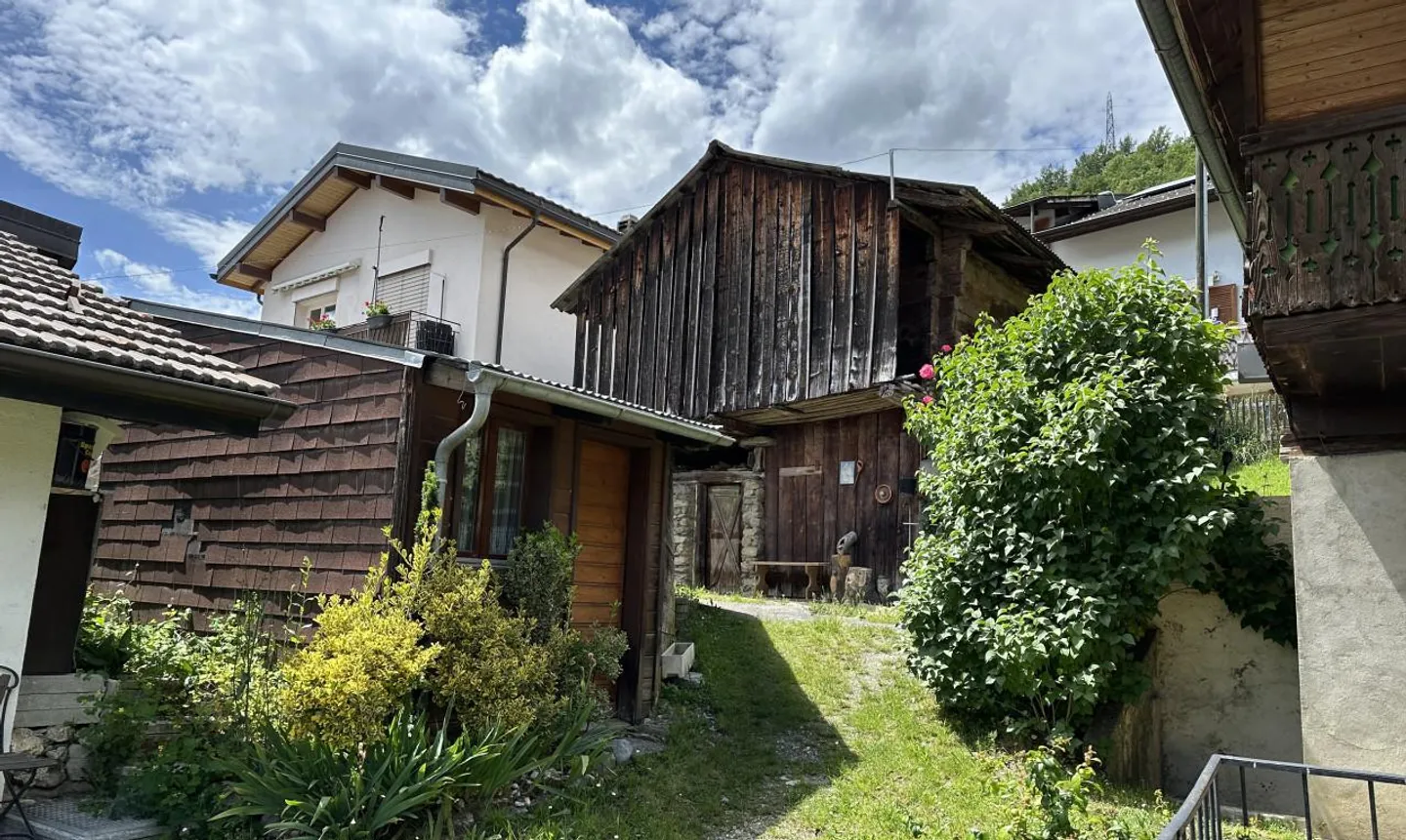 Esclusivo: Appartamento per vacanze e ripostiglio a Daillon VS - Foto 4 di 13