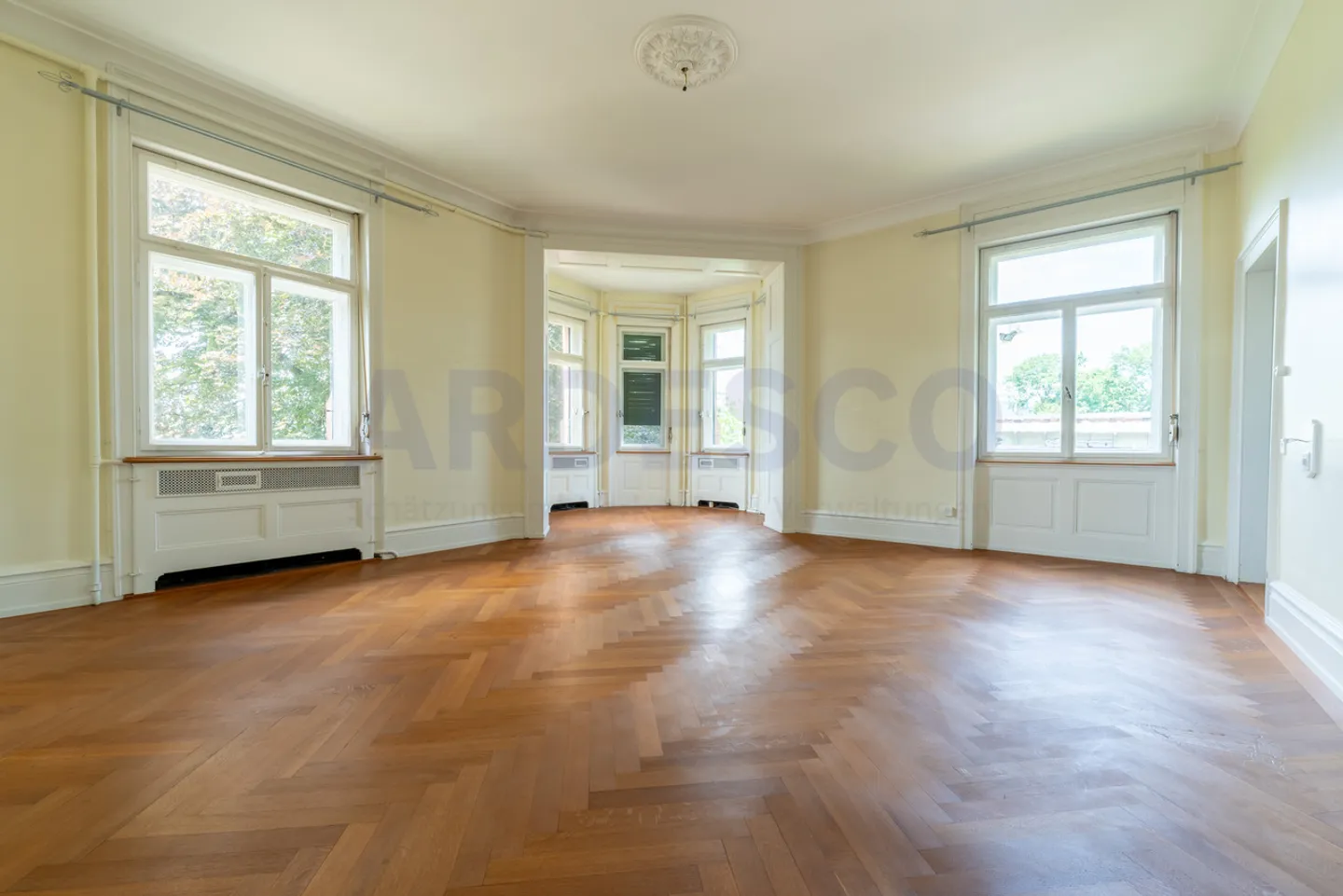 Le domicile représentatif pour votre entreprise ! - Photo 7 sur 15