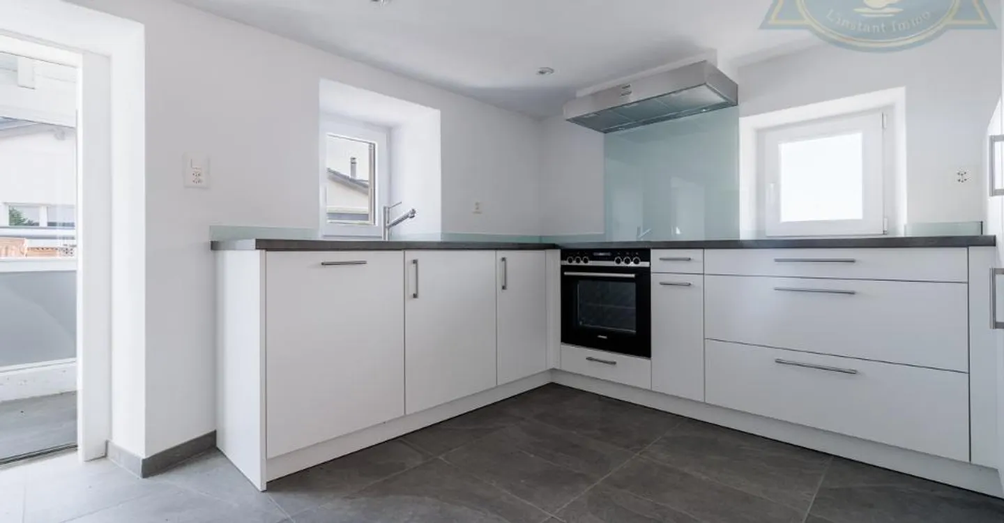 Charming Renovated Family Home - Photo 7 of 12