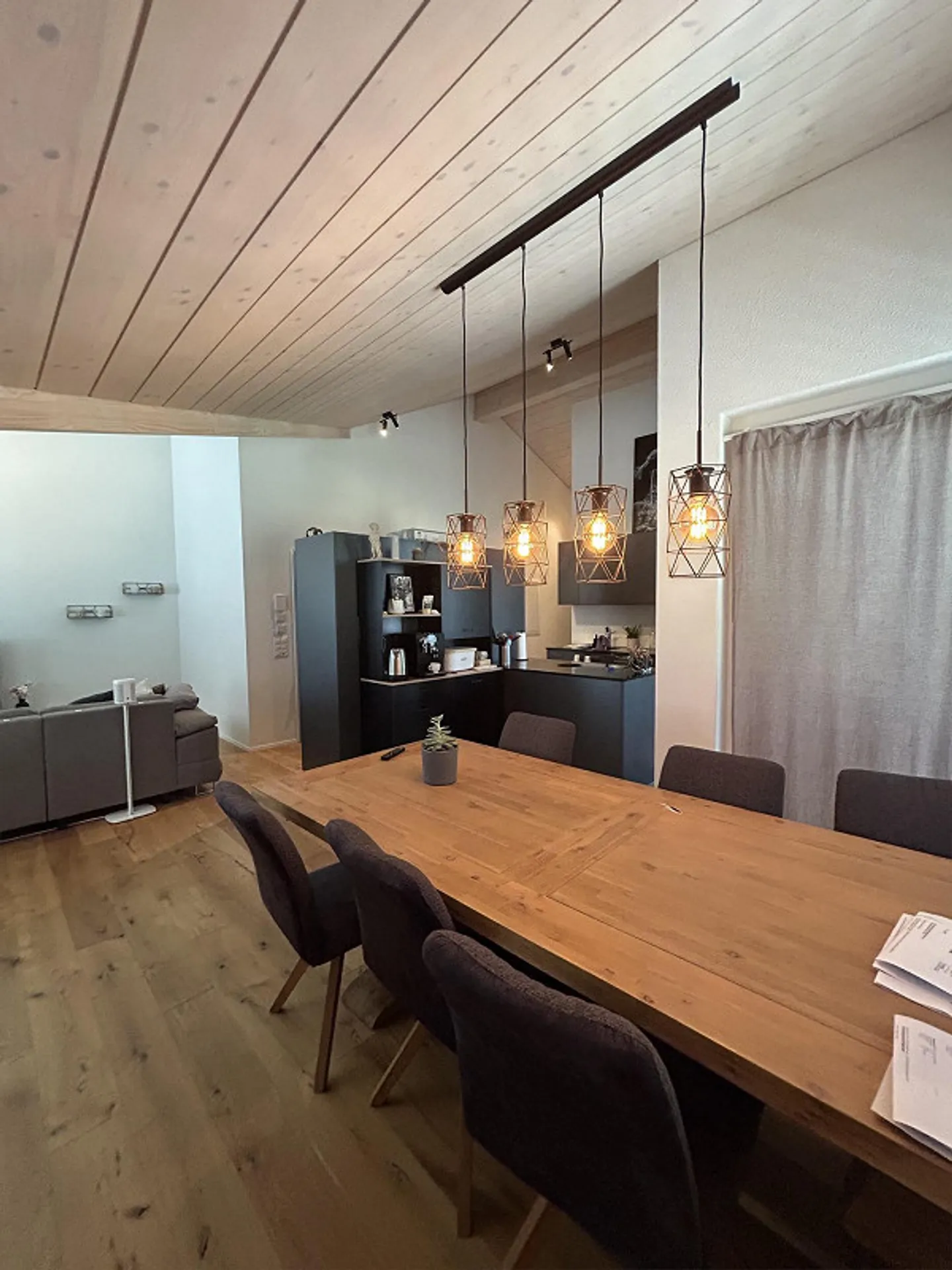 Modernes Penthouse mit Blick ins Grüne - Foto 6 von 10