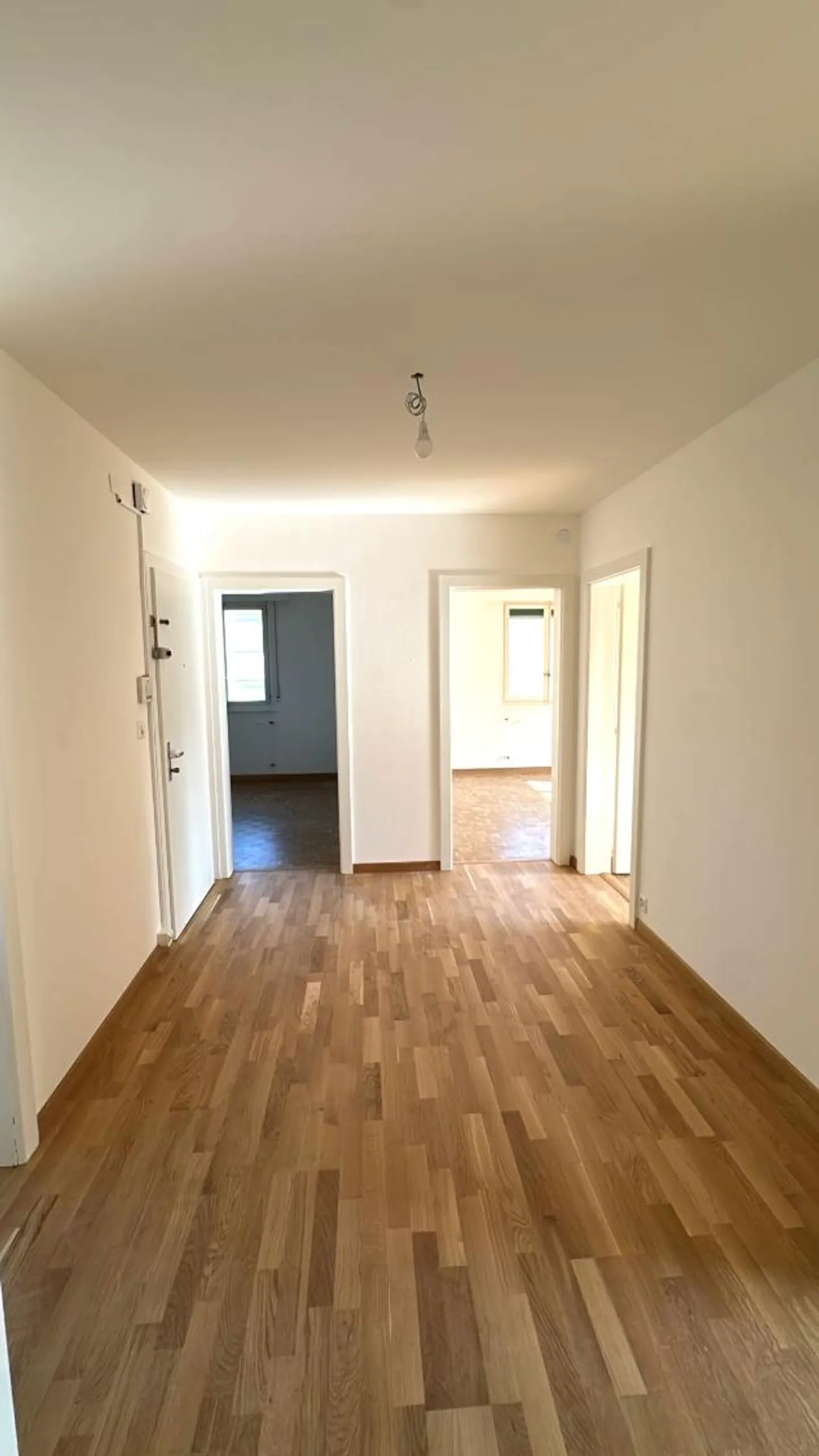 4,5-Zimmer-Wohnung - Foto 2 von 8