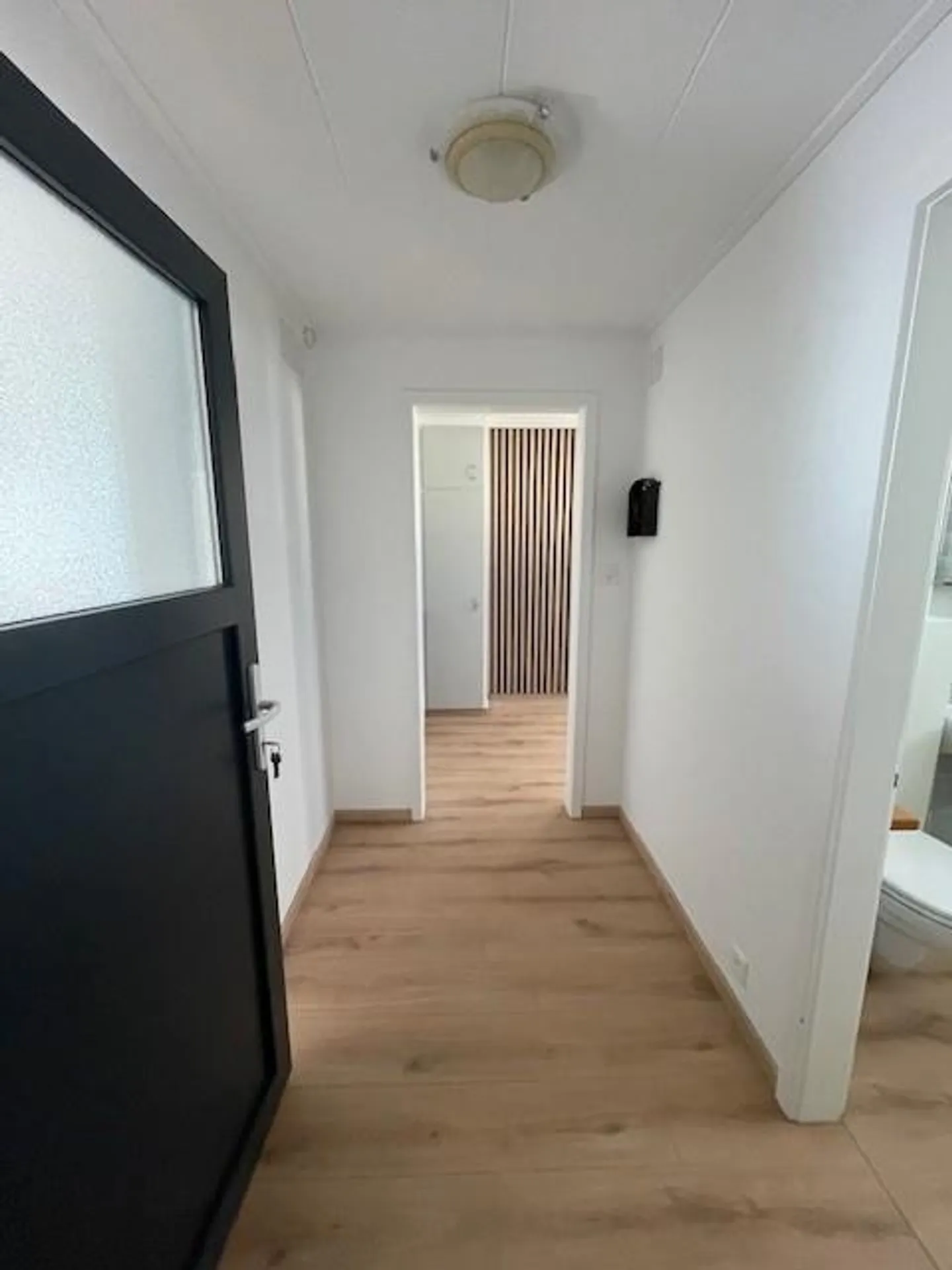 Charmante 4-Zimmerwohnung mit sensantioneller Terrasse und Aussicht - Foto 7 von 10