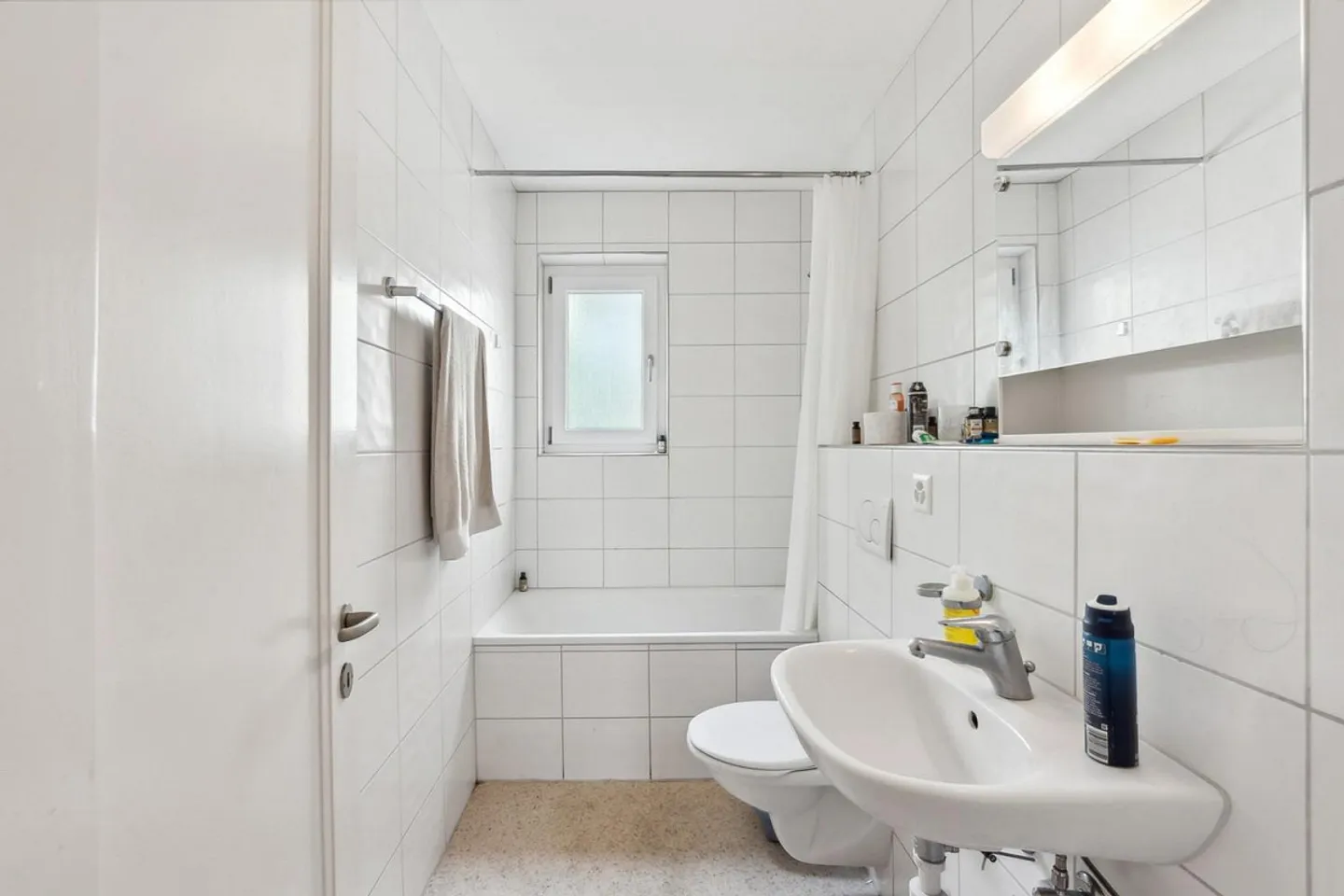 Vivere nel cuore di Zurigo  Appartamento 2 locali in un quartiere alla moda disponibile dal 1 novembre 2025 - Foto 3 di 6
