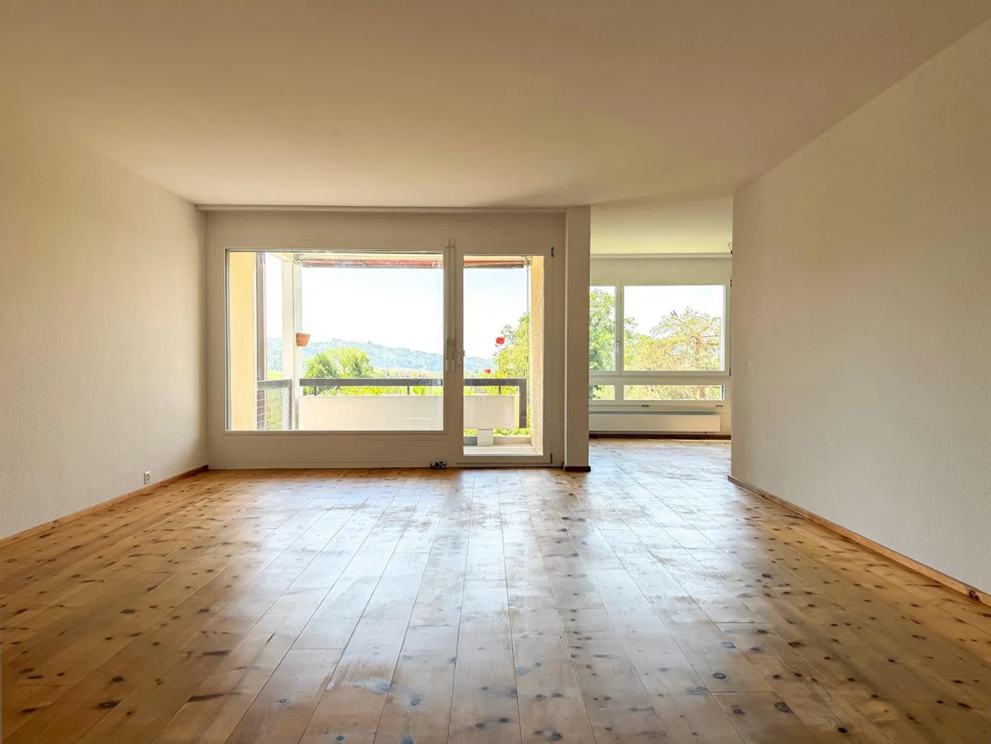 Modern, sunny 4.5-room apartment with a view of Lake Wohlensee - Photo 10 of 13