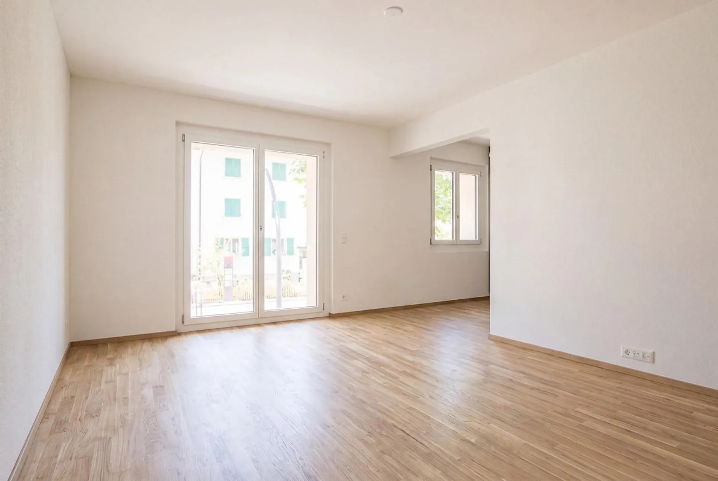 Prima occupazione di un ampio appartamento di 4,5 stanze per famiglie e coppie! - Foto 7 di 9