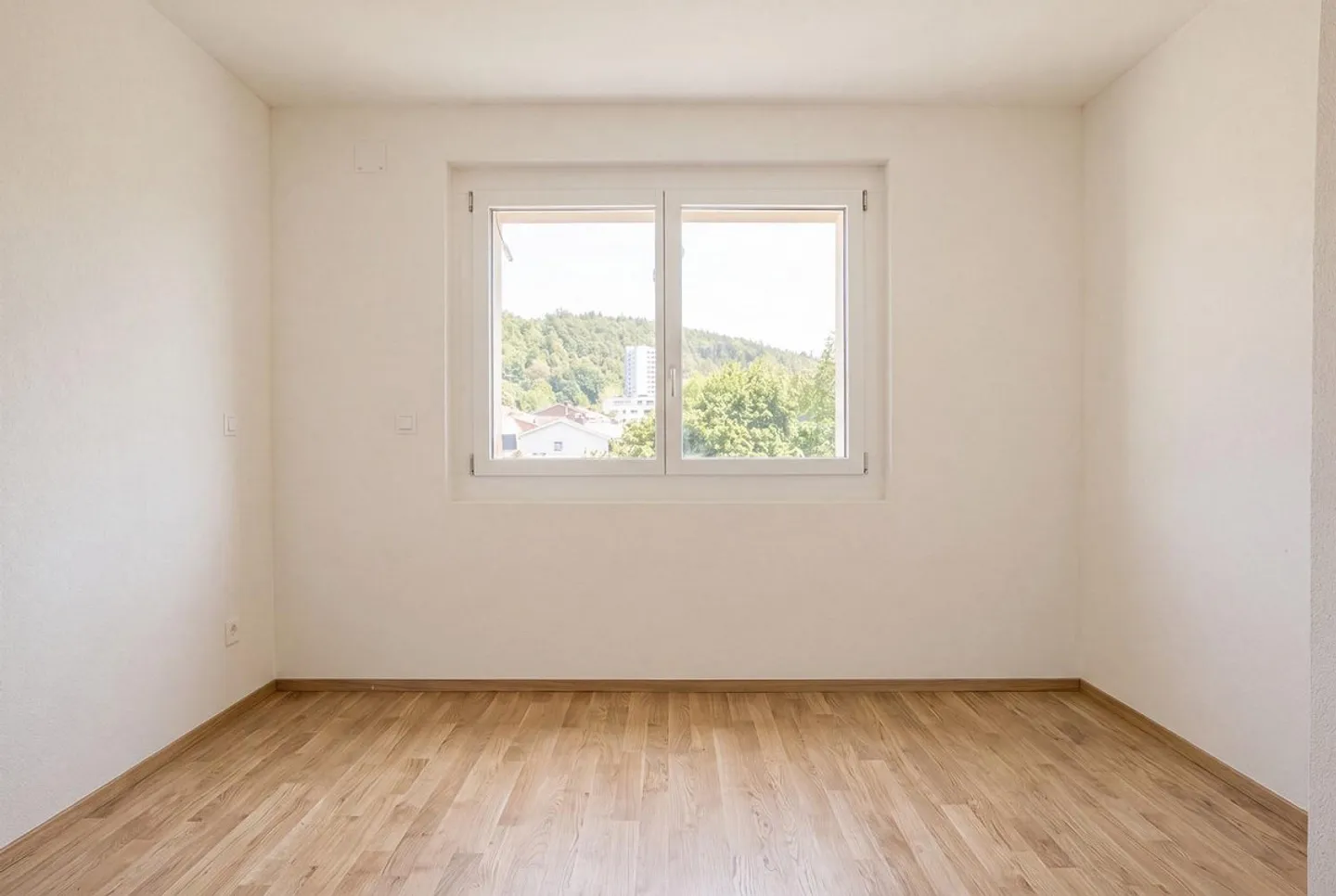 Prima occupazione di un ampio appartamento di 4,5 stanze per famiglie e coppie! - Foto 6 di 9