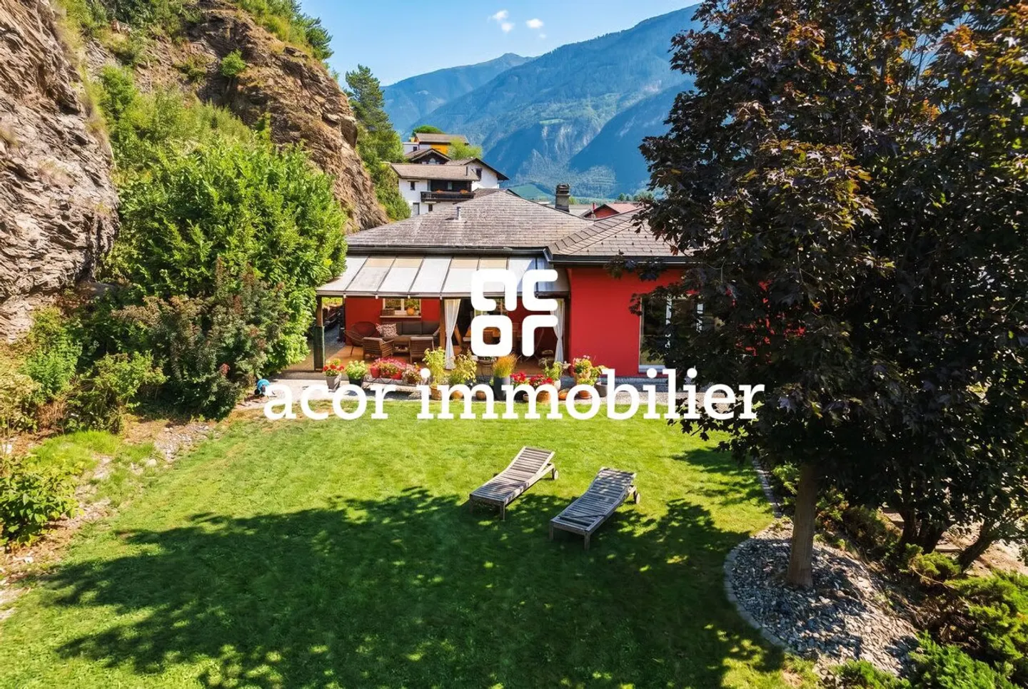Saint-Léonard - Family Villa, Very Beautiful Unobstructed View, Large Garden - Photo 5 of 13