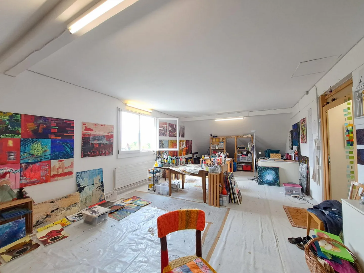 Large Artist Studio - Photo 1 of 4