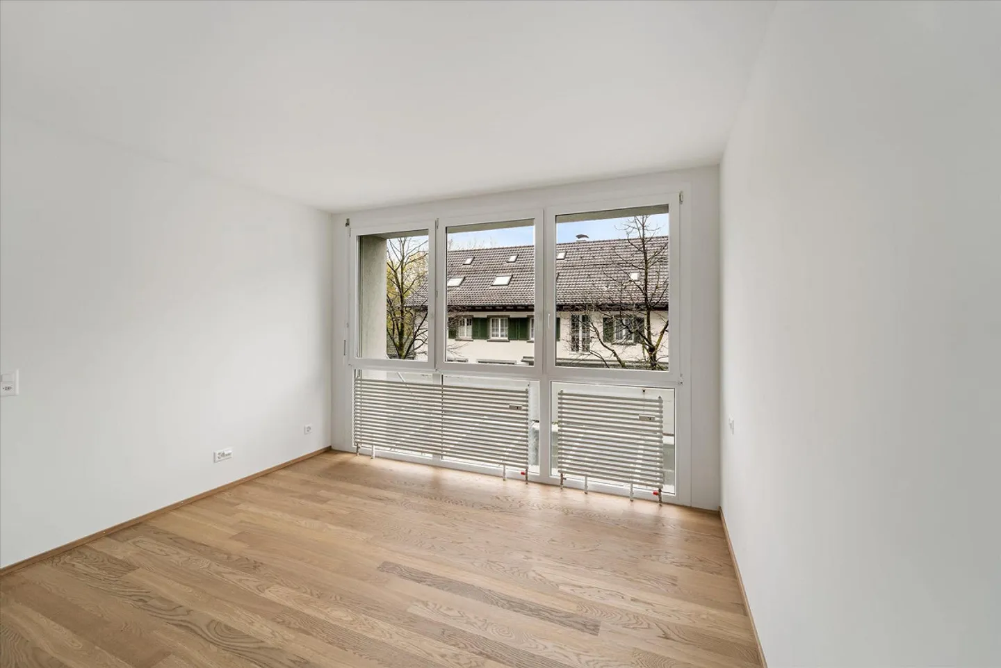 Perfect apartment for commuters - Photo 6 of 7