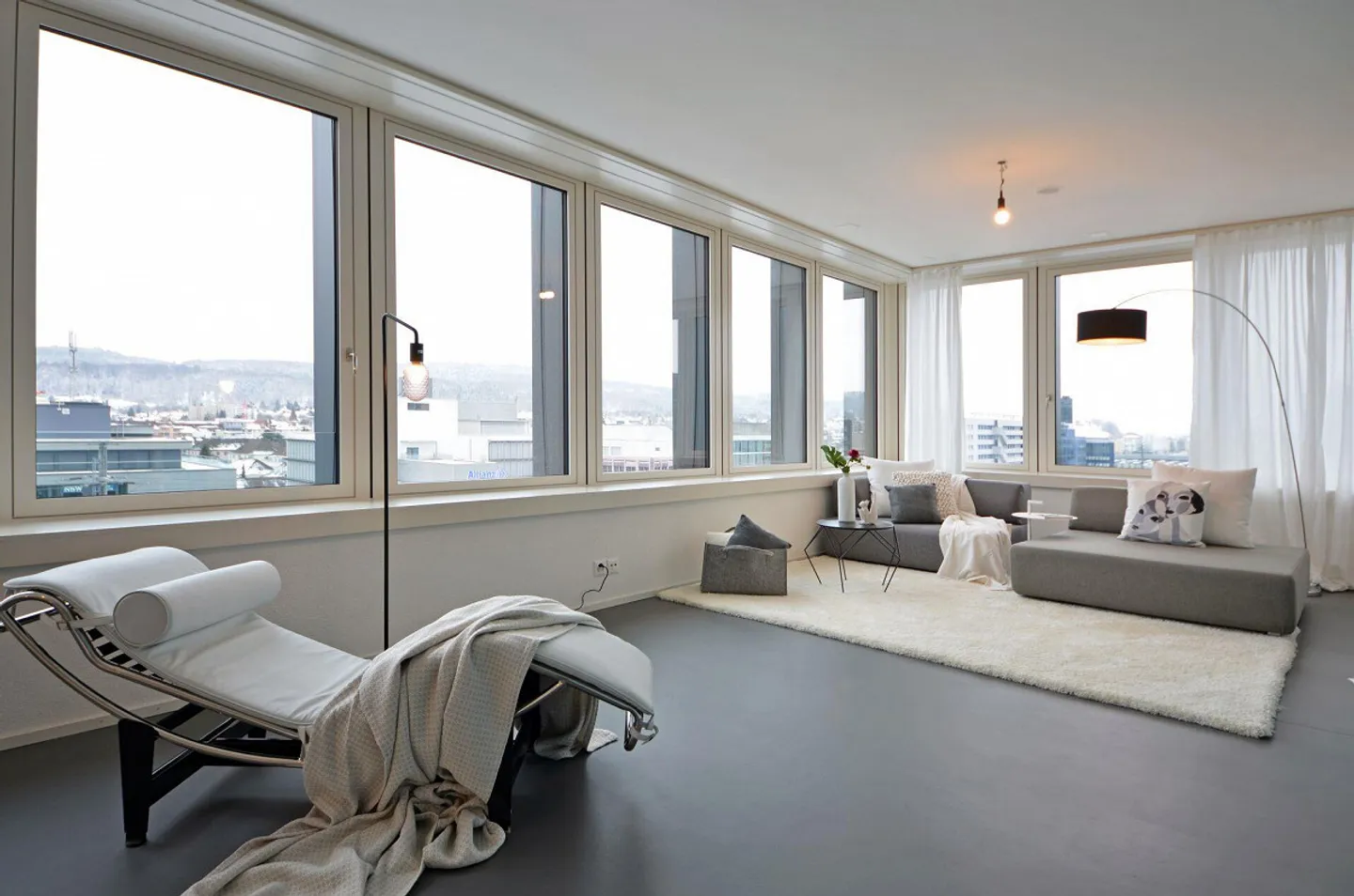 Vivere moderno direttamente alla stazione di Zurigo-Altstetten - Foto 2 di 6