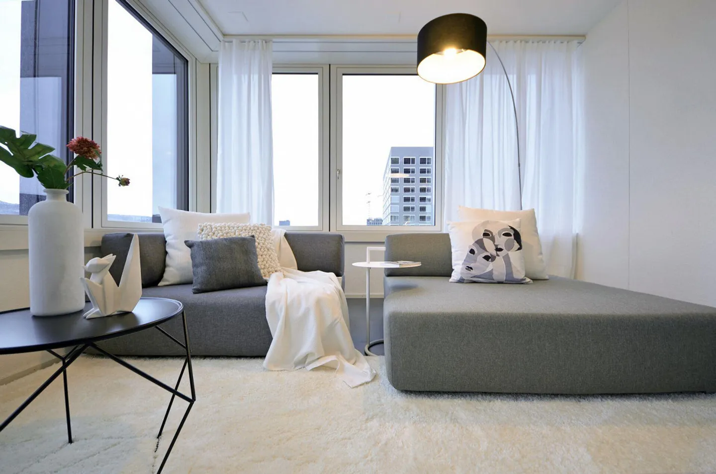 Vivere moderno direttamente alla stazione di Zurigo-Altstetten - Foto 3 di 6