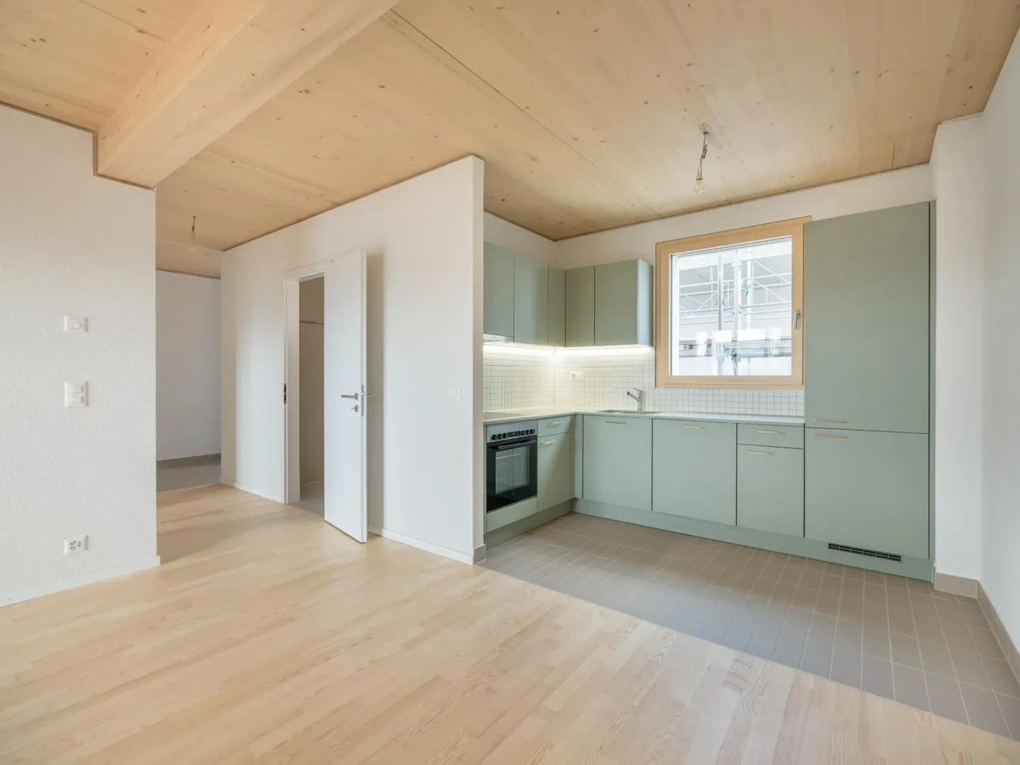 Charmant Appartement Attique - Photo 2 sur 6