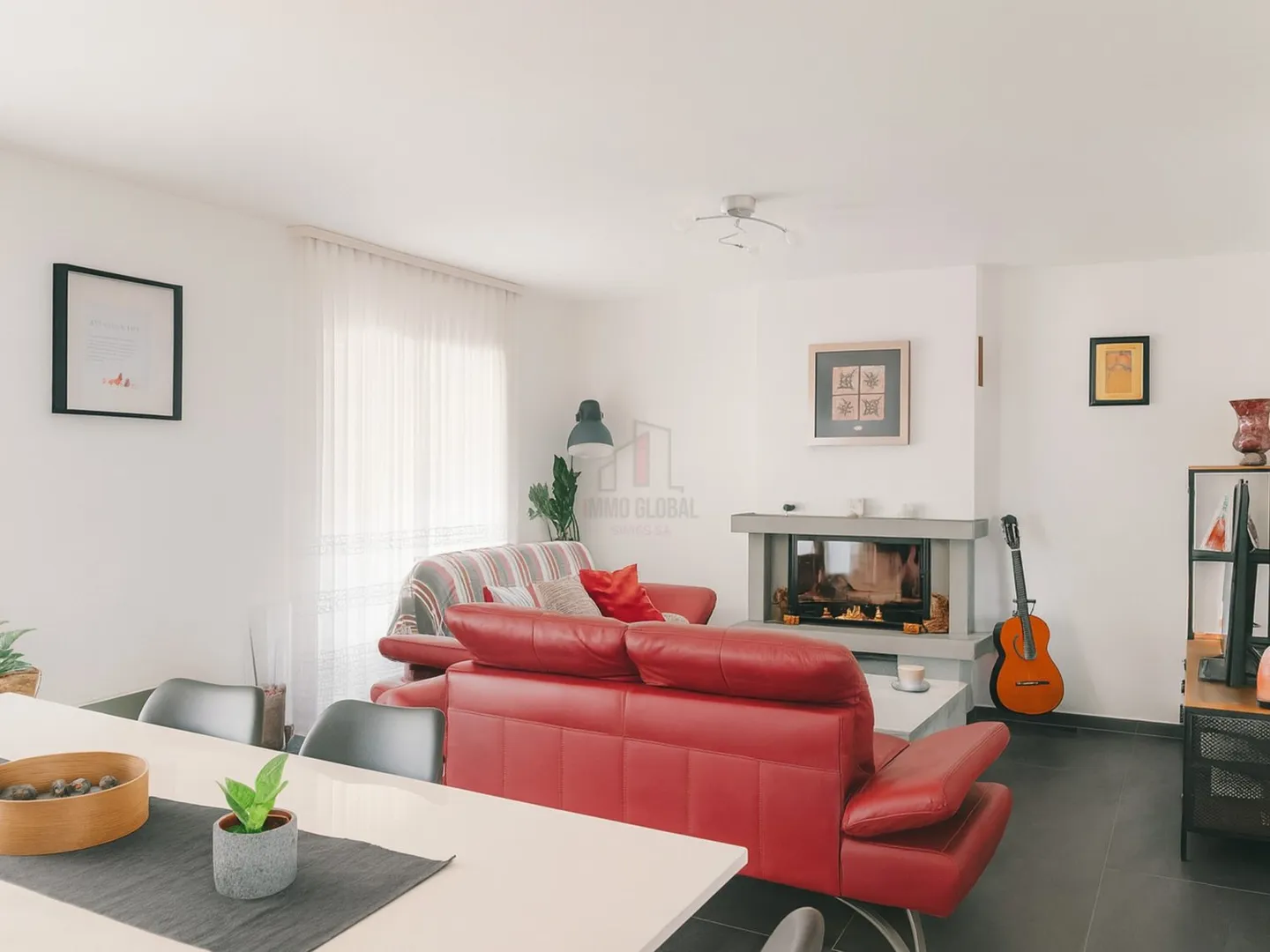 Tant de lumière et des espaces accueillants - Photo 1 sur 10