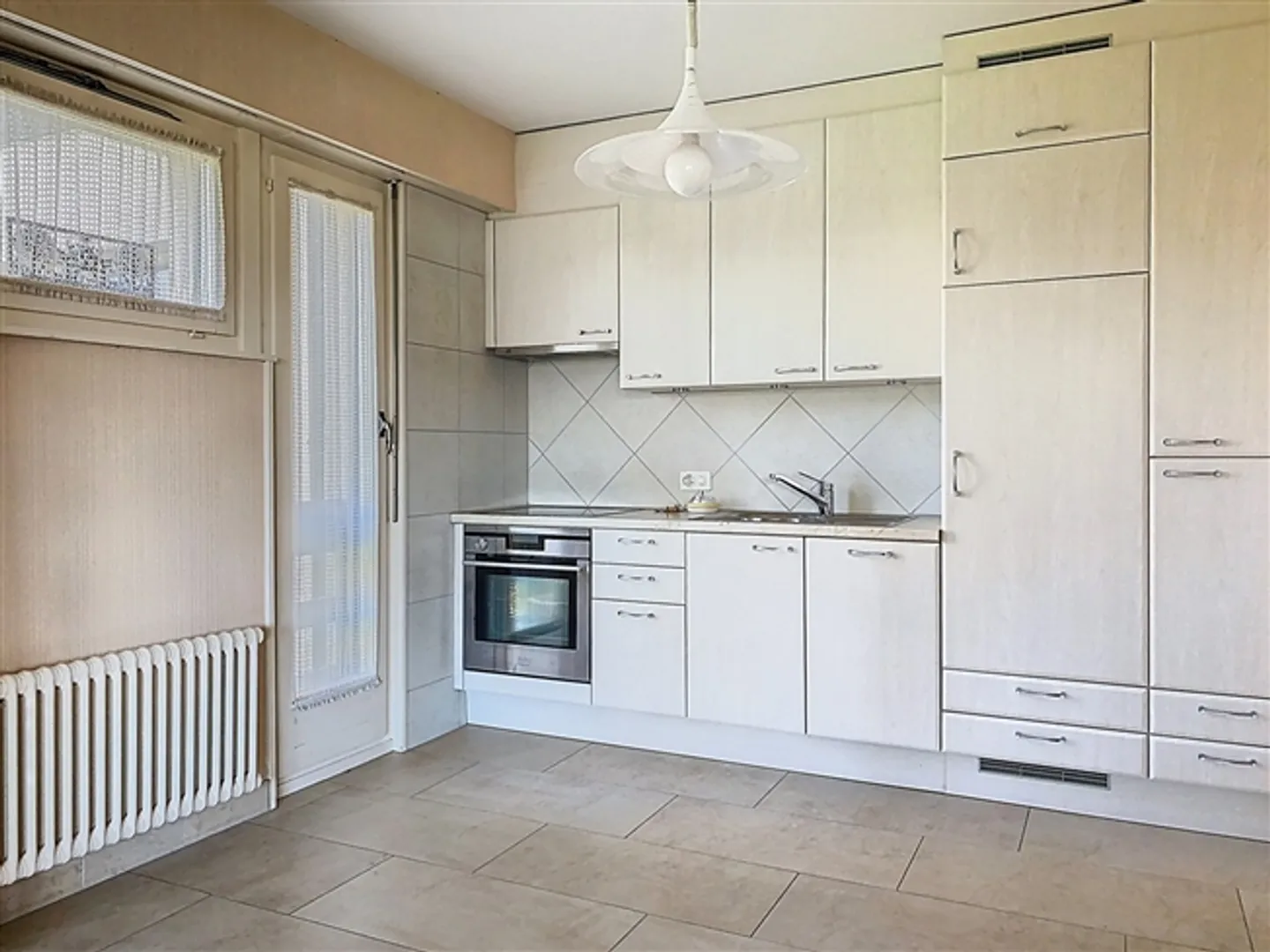 3-room apartment with access to the pool in Préverenges - Photo 2 of 11