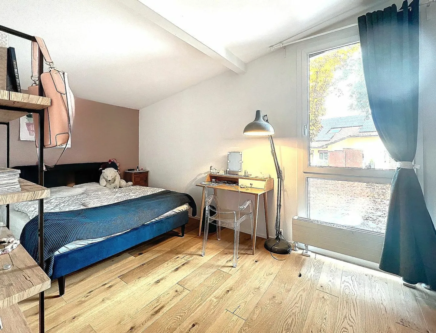 Remarkable modern villa. Brightness and space. Fully renovated. Lovens - FR - Photo 11 of 13