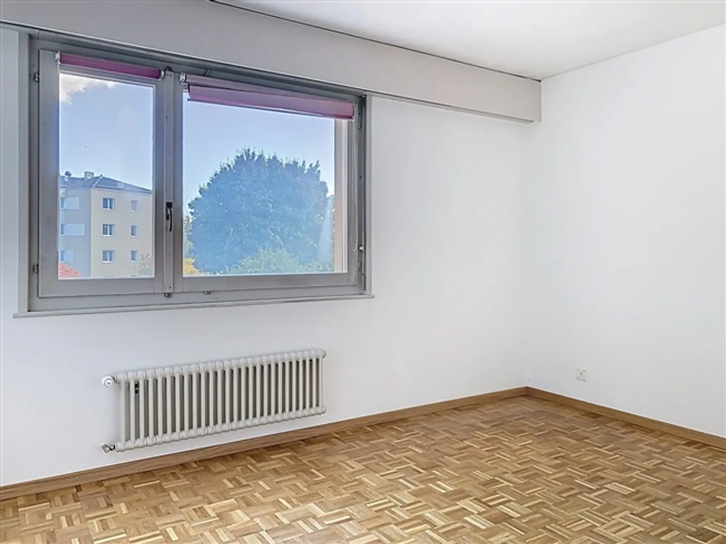 3-room apartment with access to the pool in Préverenges - Photo 3 of 11