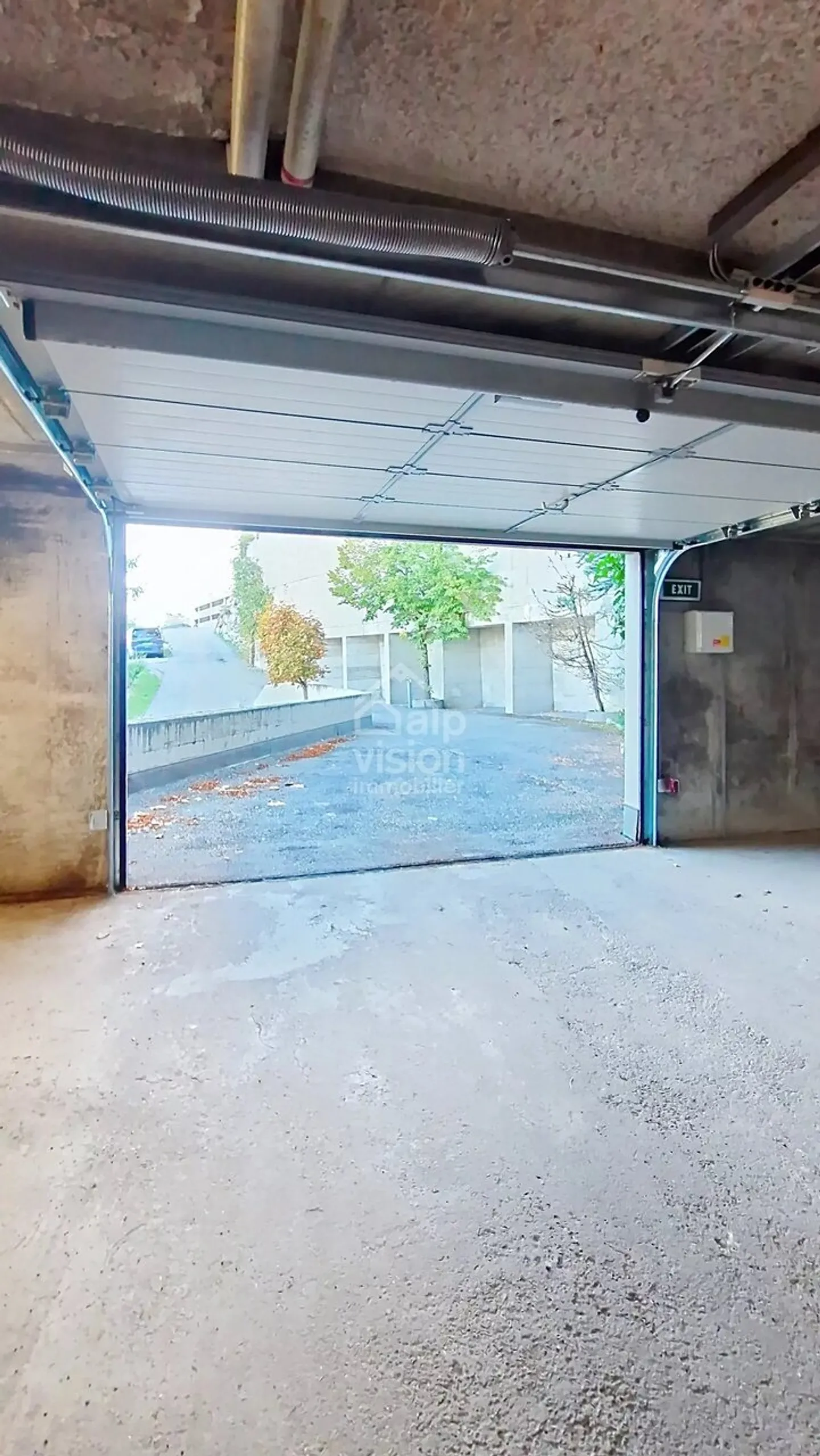RARE OPPORTUNITY: COVERED PARKING IN THE CENTER OF VEYSONNAZ - Photo 6 of 8