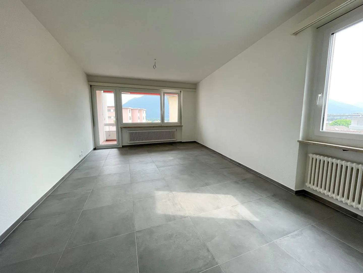 Tenero - 2.5 komplett renoviert (ref. 161-13) - Foto 1 von 7