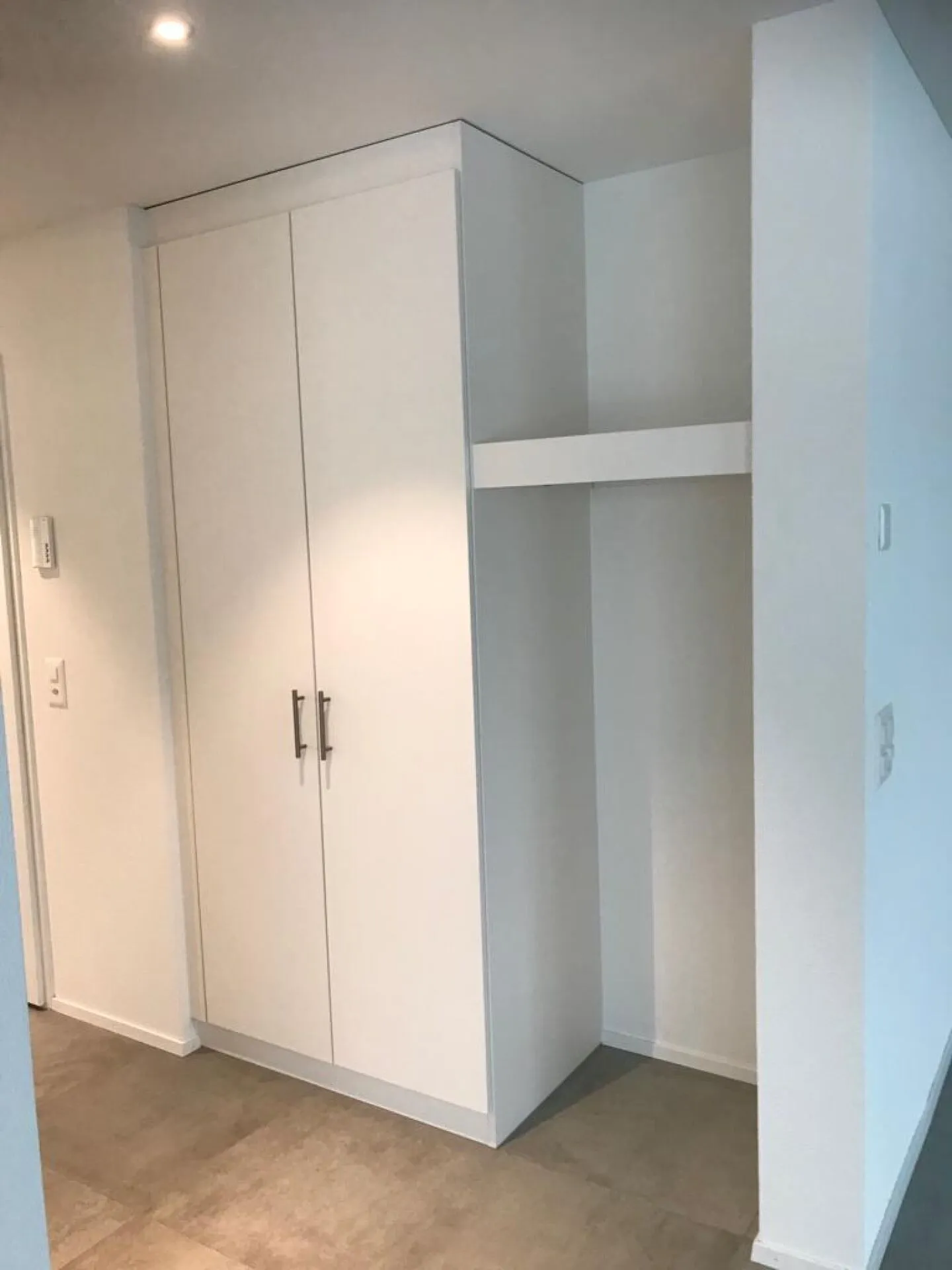 Appartement penthouse exclusif avec grande terrasse et vue panoramique à Schötz - Photo 5 sur 8