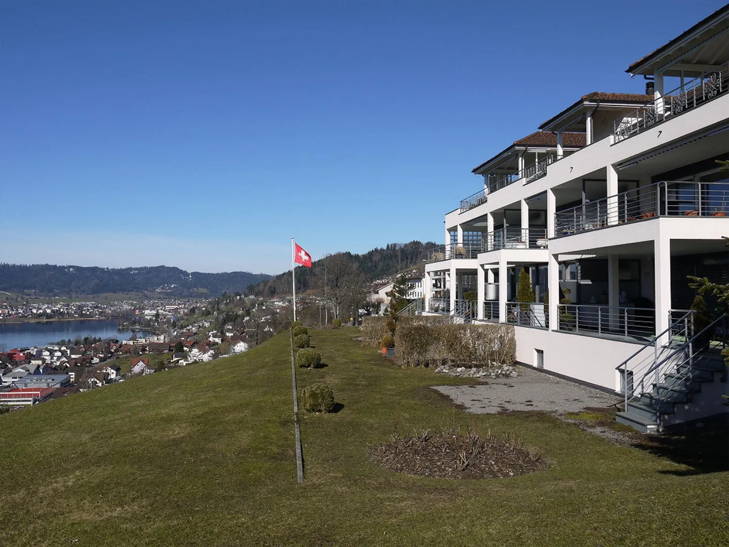 Attico esclusivo di 4½ locali con la migliore vista sul lago e privacy - Foto 9 di 10