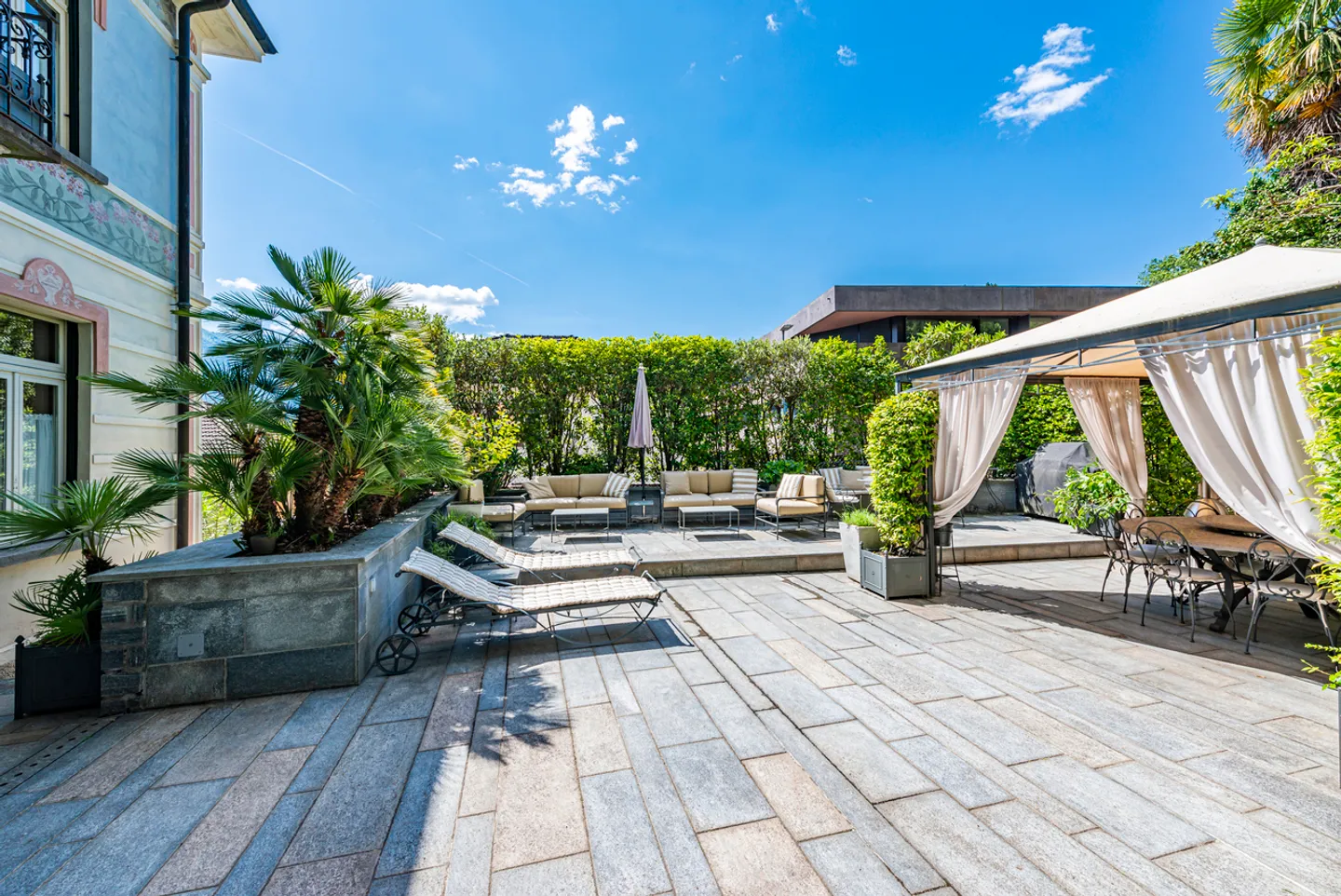 Villa storica con vista lago - Foto 3 di 17