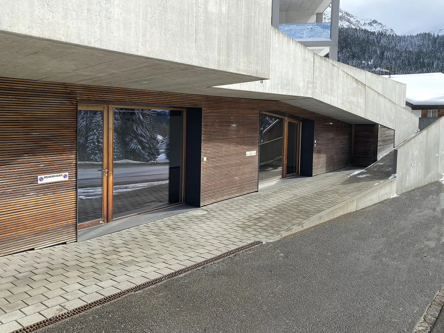 Gewerberaum Valbella - Foto 2 von 15