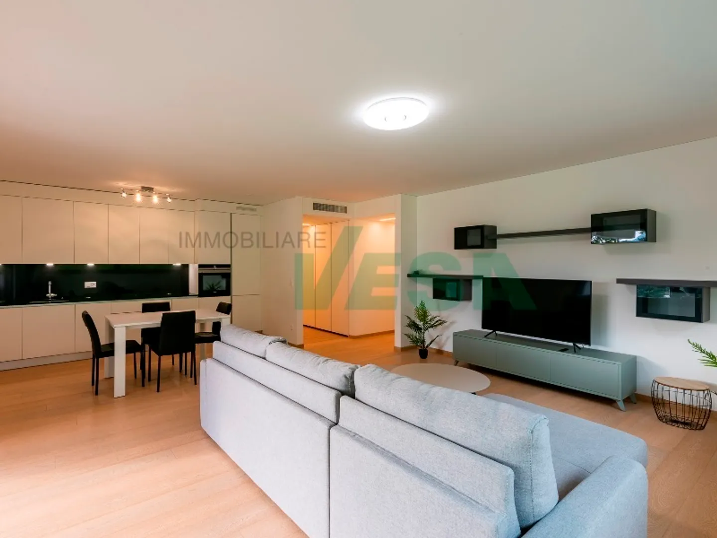 Herrliches 3,5-Zimmer-Penthouse mit schöner Terrasse und teilweiser Seesicht - Foto 5 von 13