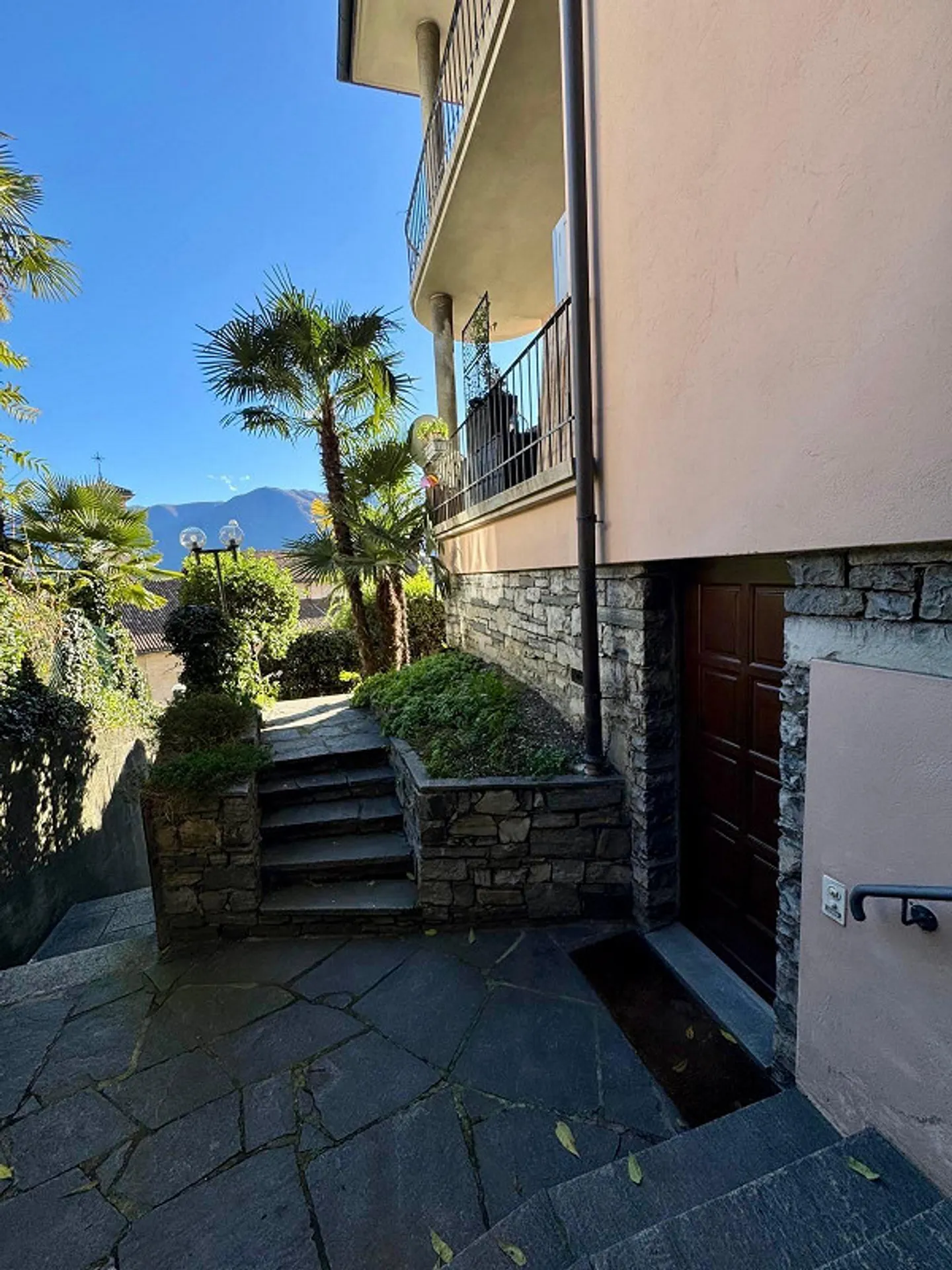 3.5 locali di 85mq appena ristrutturato - Foto 1 di 8