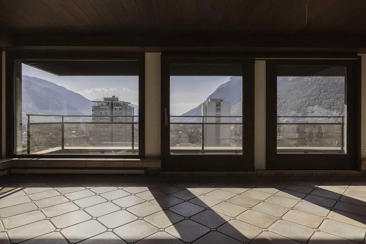 Appartement en attique avec vue spectaculaire - Photo 5 sur 18