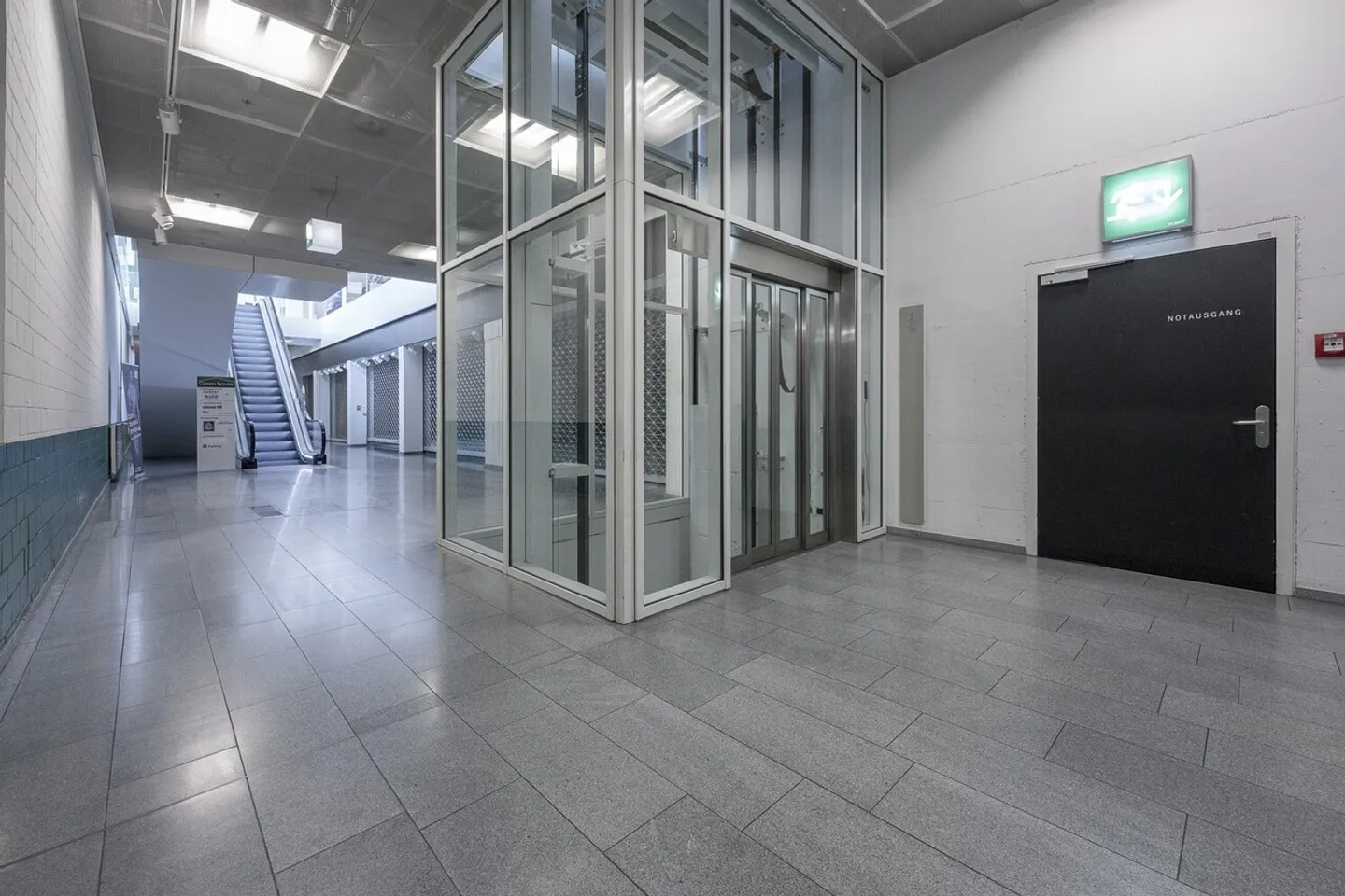 GREENHOUSE Dietlikon: Spazio commerciale di alta qualità in posizione privilegiata - Foto 7 di 9