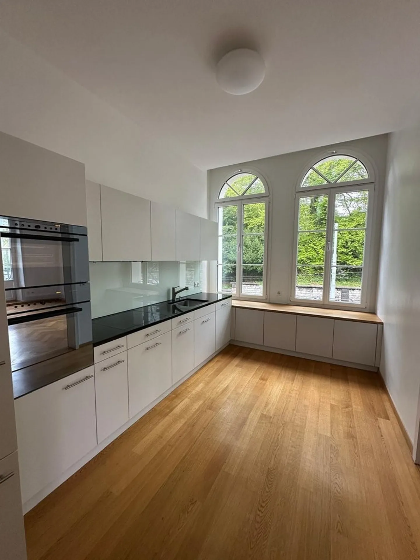 Appartement 6 pièces - Photo 4 sur 12