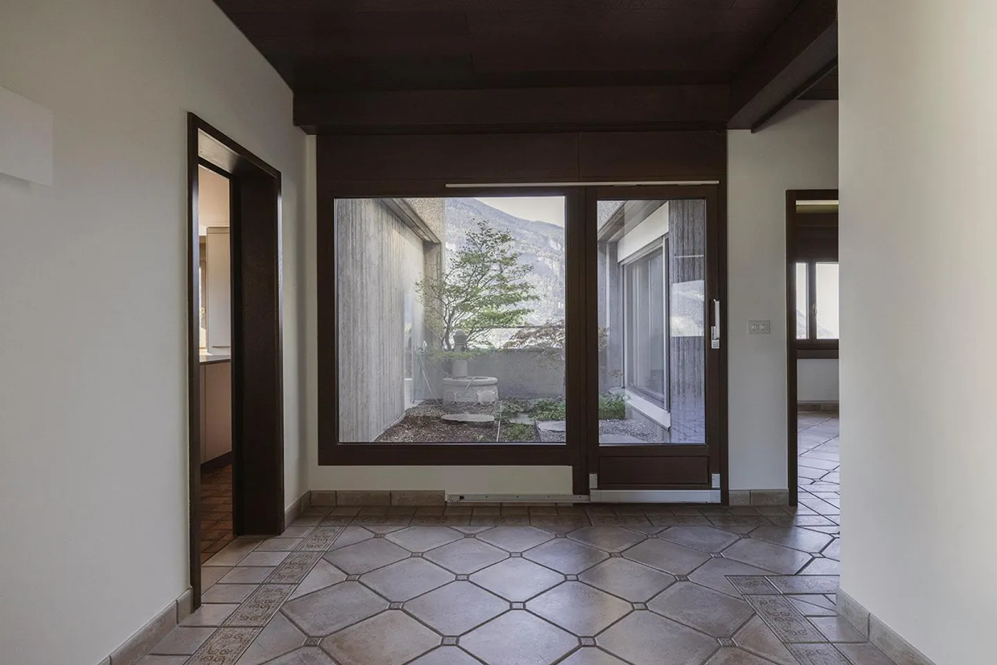 Appartement en attique avec vue spectaculaire - Photo 12 sur 18