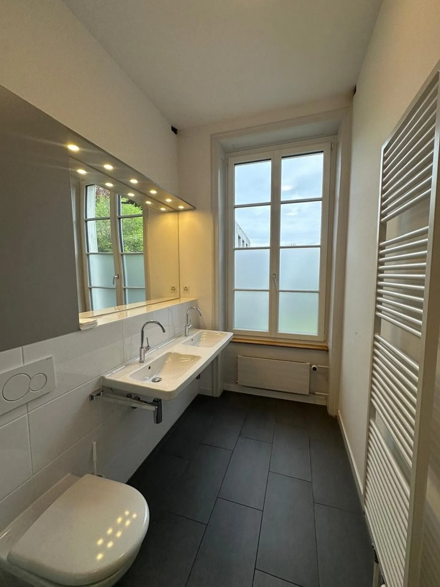 Appartement 6 pièces - Photo 8 sur 12