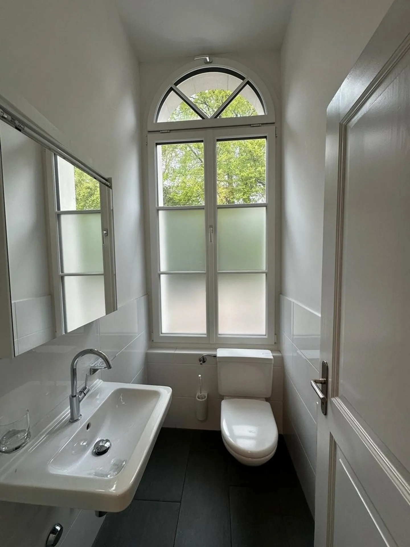 Appartement 6 pièces - Photo 10 sur 12