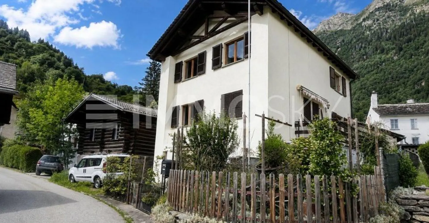 Maison Individuelle Spacieuse - Photo 1 sur 4