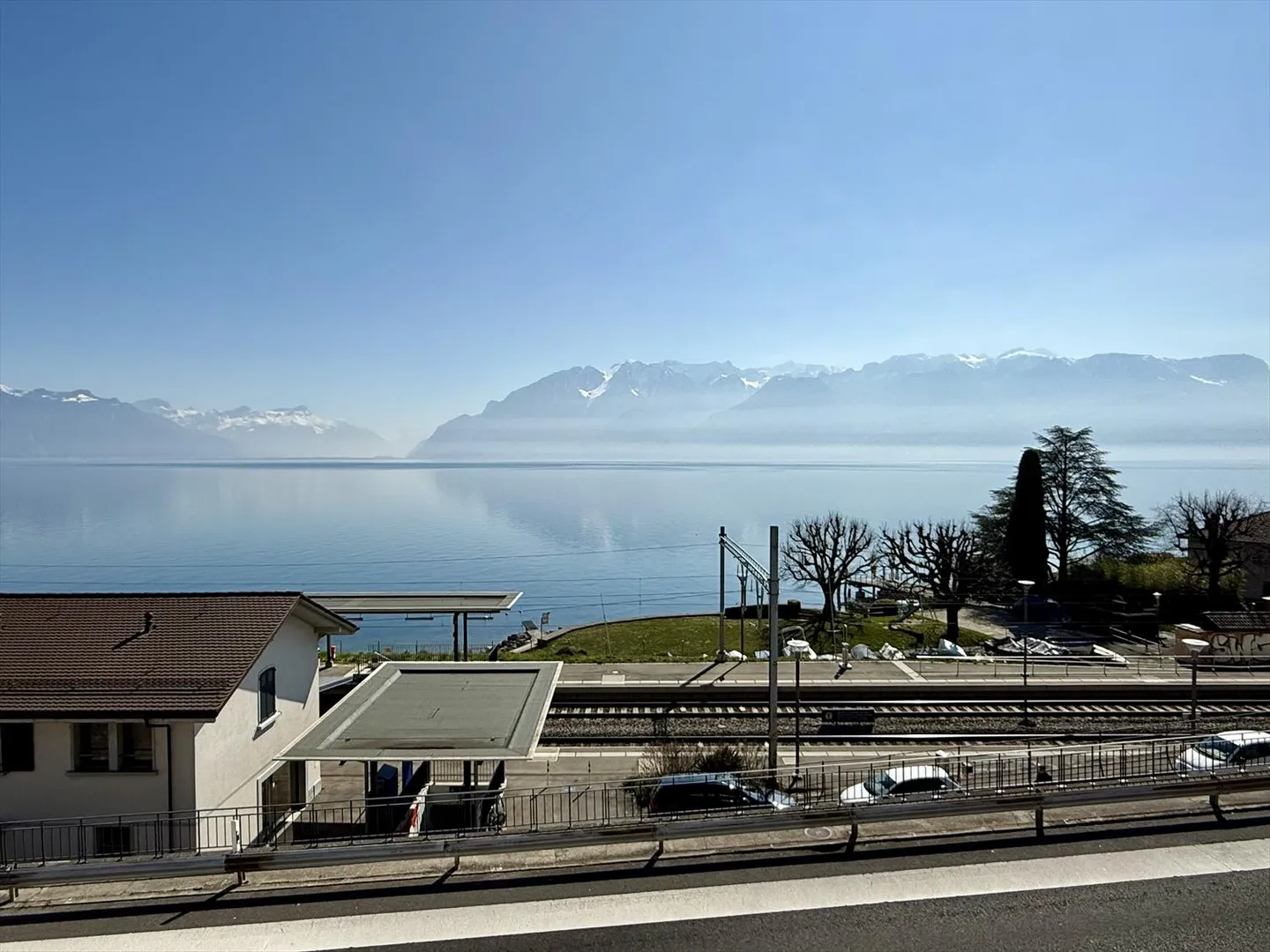 Bell'appartamento di 4,5 locali - Nel cuore dei vigneti a due passi dalla spiaggia di Rivaz - Foto 4 di 9