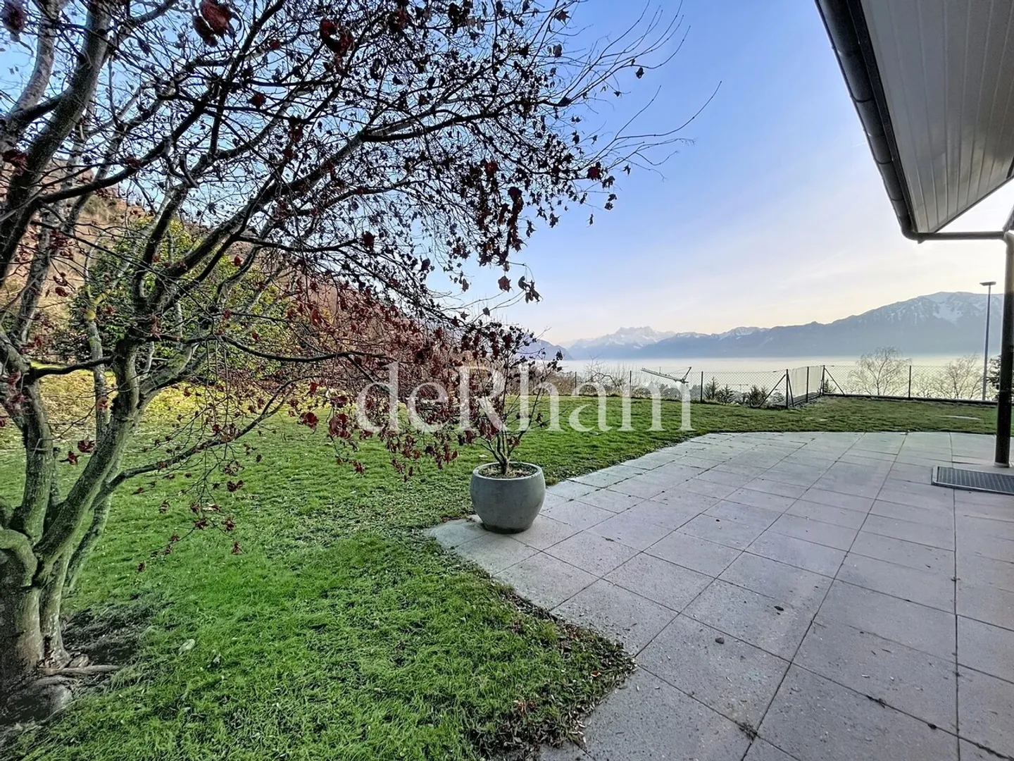 Villa lumineuse et spacieuse, emplacement idéal et vue panoramique! - Photo 12 sur 12