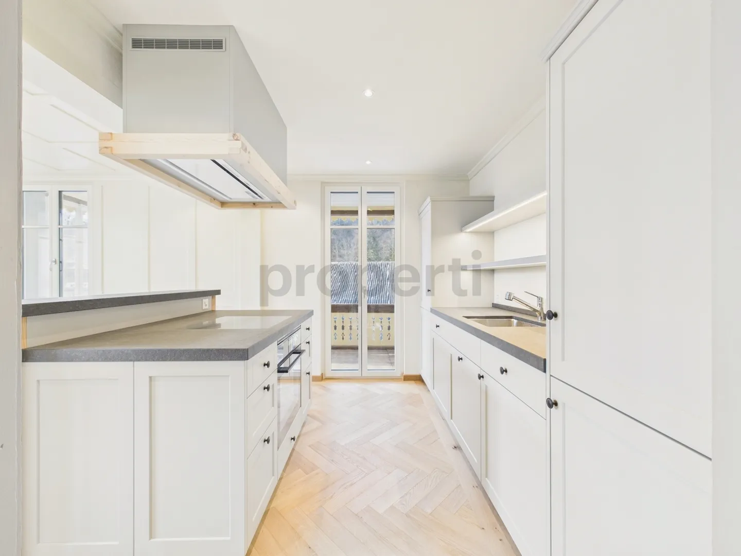 Appartement 4.5 pièces récemment rénové avec balcon à Oberdiessbach - Photo 2 sur 11