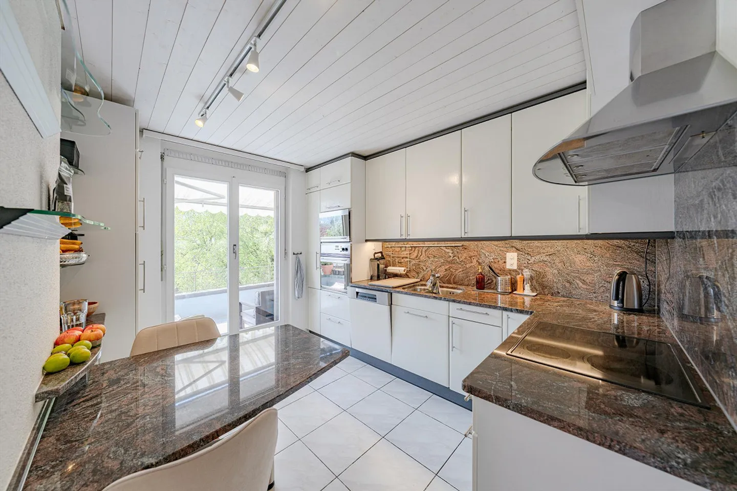 Helle 5.5 Zimmerwohnung - Foto 2 von 9