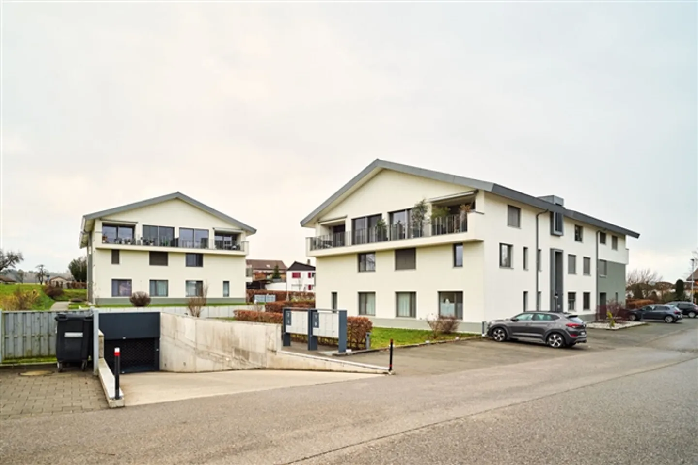 Place de Parking à Châtonnaye - Photo 2 sur 2